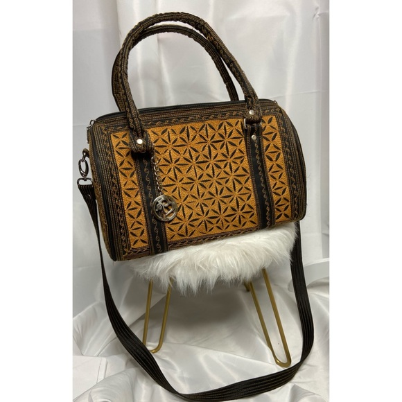 Banda Bags crossbody handbag Button missing                   (N) - Picture 2 of 13